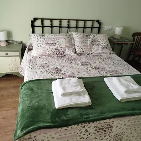 Casa Turistica Lola *